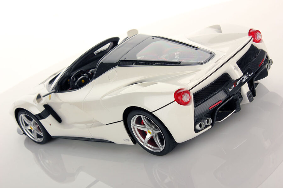 Ferrari LaFerrari Aperta 1:18