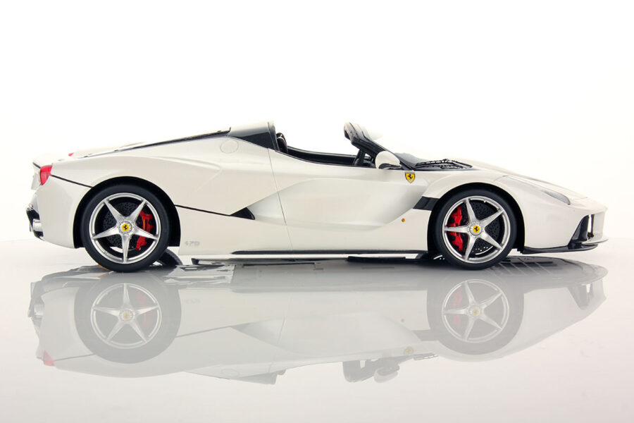 Ferrari LaFerrari Aperta 1:18