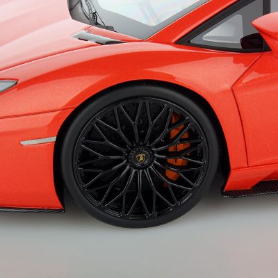 Lamborghini Aventador S 1:18