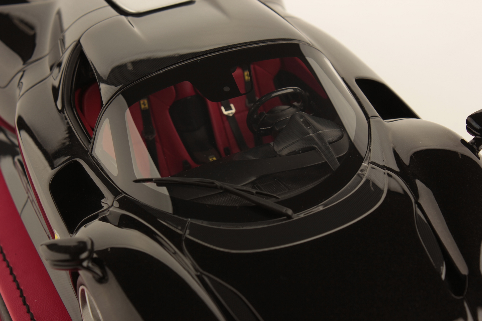 Ferrari Daytona SP3 1:18 | MR Collection Models
