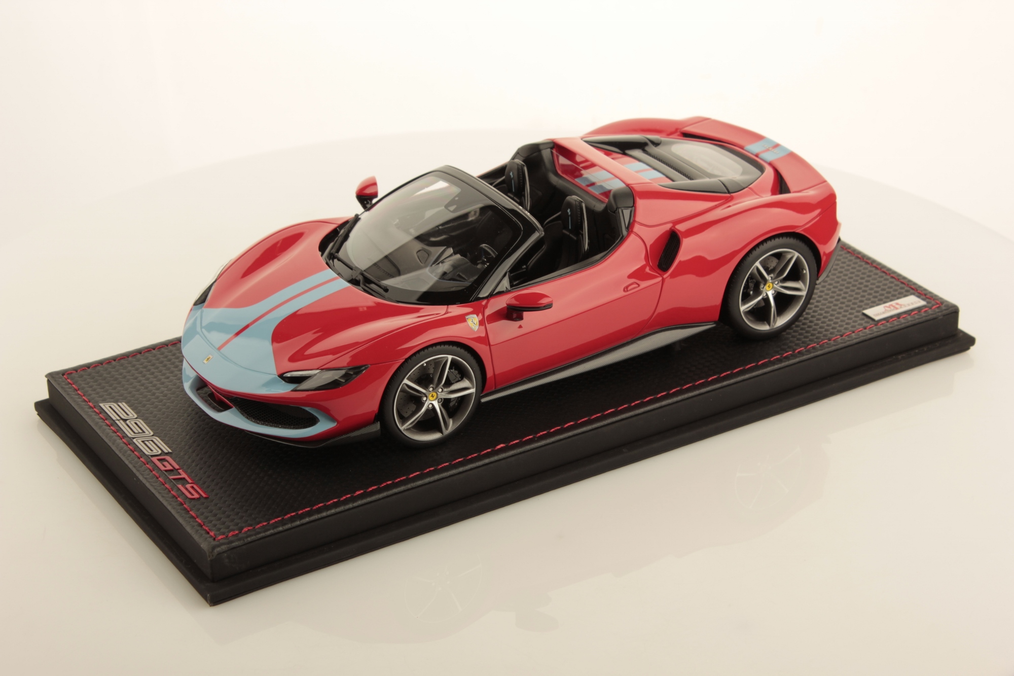 Ferrari 296 GTS 1:18 | MR Collection Models