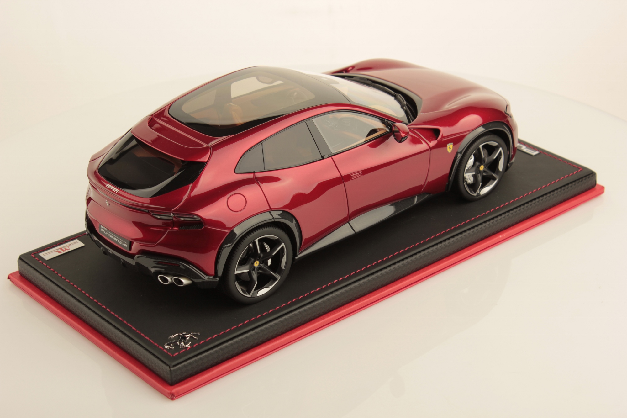 Ferrari Purosangue 1:43 - Looksmart Models